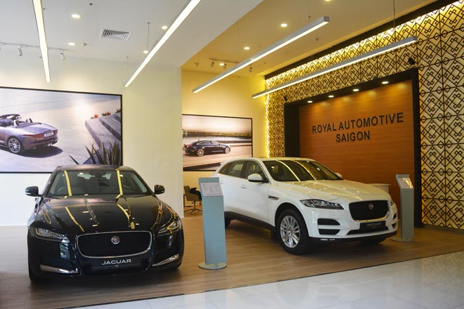 Jaguar Land Rover mở thêm showroom mới tại TP.Hồ Chí Minh - 3