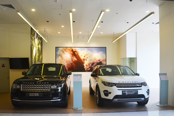 Jaguar Land Rover mở thêm showroom mới tại TP.Hồ Chí Minh - 4