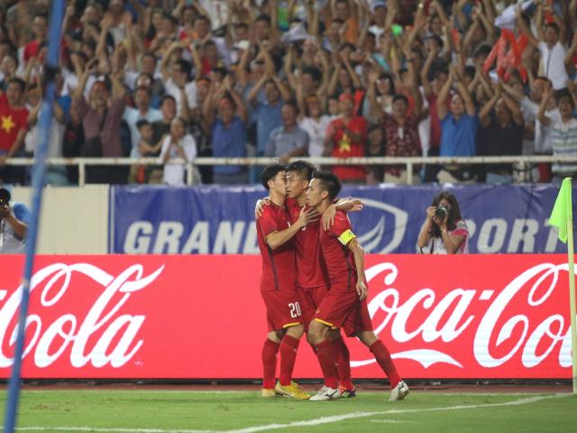 U23 Việt Nam: Văn Đức "xé lưới" Uzbekistan tựa Xavi - Messi của Barca