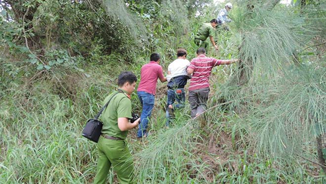 Thiếu niên 15 tuổi dùng súng nhựa cướp ngân hàng - 4