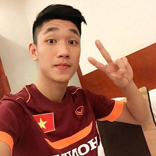 Nguyễn Trọng Đại được mệnh danh là hot boy của làng bóng Việt. Anh chàng thi đấu khá nổi bật tại đội tuyển U23 Việt Nam. 