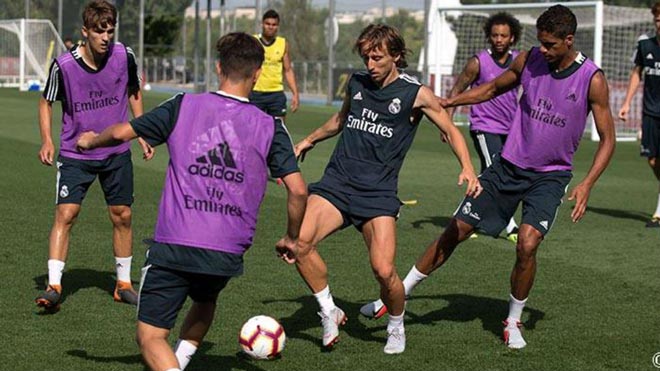 Tin HOT bóng đá tối 8/8: Modric trở lại tập luyện dù đòi rời Real - 1