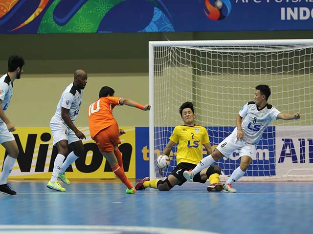 Chung kết futsal châu Á, Thái Sơn Nam - Mes Sungun: Rượt đuổi hấp dẫn, thẻ đỏ cay đắng