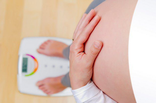 Con tăng động vì mẹ tẩm bổ quá nhiều khi mang thai - 1