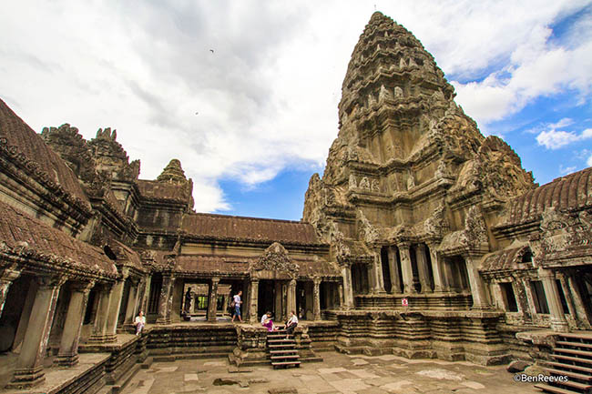 Những câu chuyện chưa kể về quần thể Angkor - 10