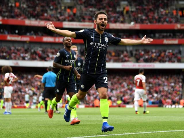 Man City hạ gục tướng mới Arsenal, Pep từ chối “nhận trách nhiệm”