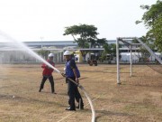 Bóng đá - Sốc nặng U23 Việt Nam suýt tập trên sân như mặt ruộng ở Indonesia