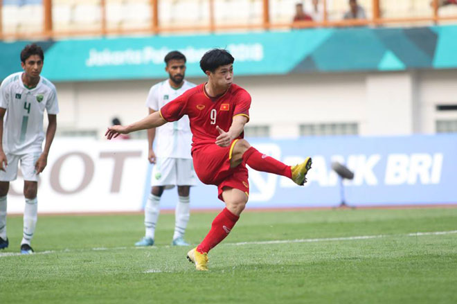 Ảnh nóng U23 Việt Nam: Văn Quyết-Quang Hải tỏa sáng, Công Phượng cười tươi - 9