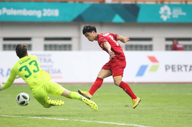 Công Phượng bị Messi &#34;nhập&#34;: Hai lần trượt phạt đền, lỡ hat-trick đầu tay - 8