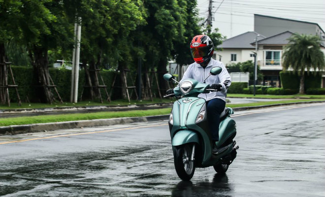 Đánh giá toàn diện Yamaha Grande Hybrid xanh ngọc bích - 13