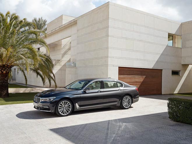 Loạt xe BMW đầu tiên do THACO nhập khẩu đã cập cảng: BMW X2 dự kiến ra mắt vào tháng 9 - 1