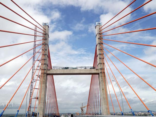 Tin tức trong ngày - 2 tuần nữa thông xe, cầu nối Hải Phòng - Quảng Ninh trông thế nào?