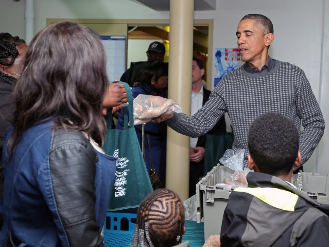 Tài sản tăng 30 lần so với trước khi vào Nhà Trắng và đây là cách ông Obama tiêu tiền - 13