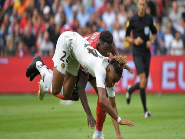 Video, kết quả bóng đá Guingamp - PSG: Ngược dòng nhờ ”thần đồng” dự bị