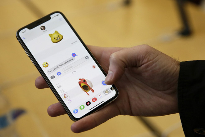 iPhone LCD 6,1 inch có nhiều màu siêu đẹp, giá rẻ hơn nhiều - 1