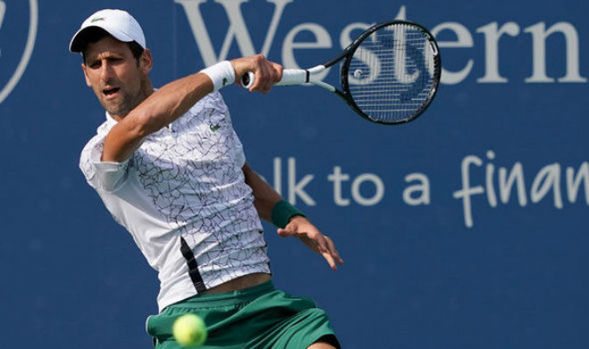 Federer - Djokovic: Chiến thắng oanh liệt, lịch sử sang trang (Chung kết Cincinnati Masters) - 1