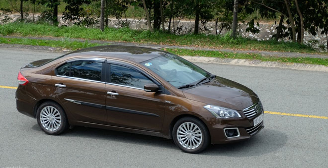 Suzuki Ciaz 2018 ra mắt tại Ấn Độ: Bản cao cấp nhất 363 triệu đồng - 9