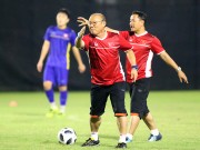 Bóng đá - U23 Việt Nam lần đầu tập sân đẹp: Park Hang Seo không sợ lộ bài