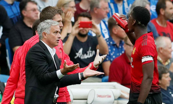 MU: Mourinho - Pogba dẹp mâu thuẫn, cười tươi hợp lực đấu Tottenham - 1