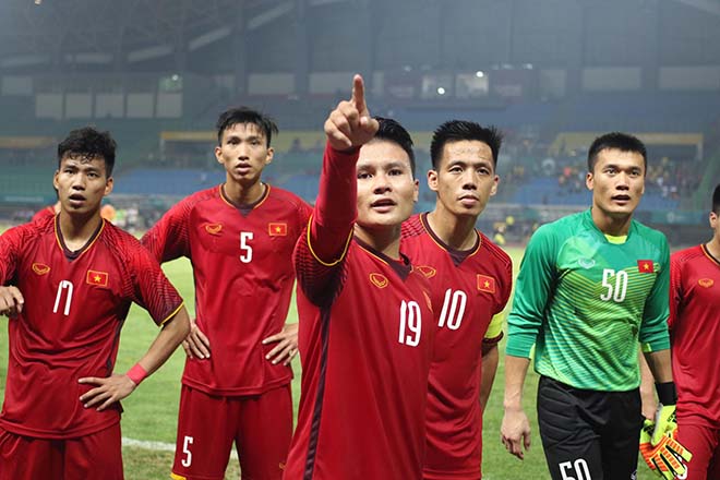 U23 VN bùng nổ vào tứ kết: Quang Hải bật tung cảm xúc, tri ân Hùng Dũng - 7