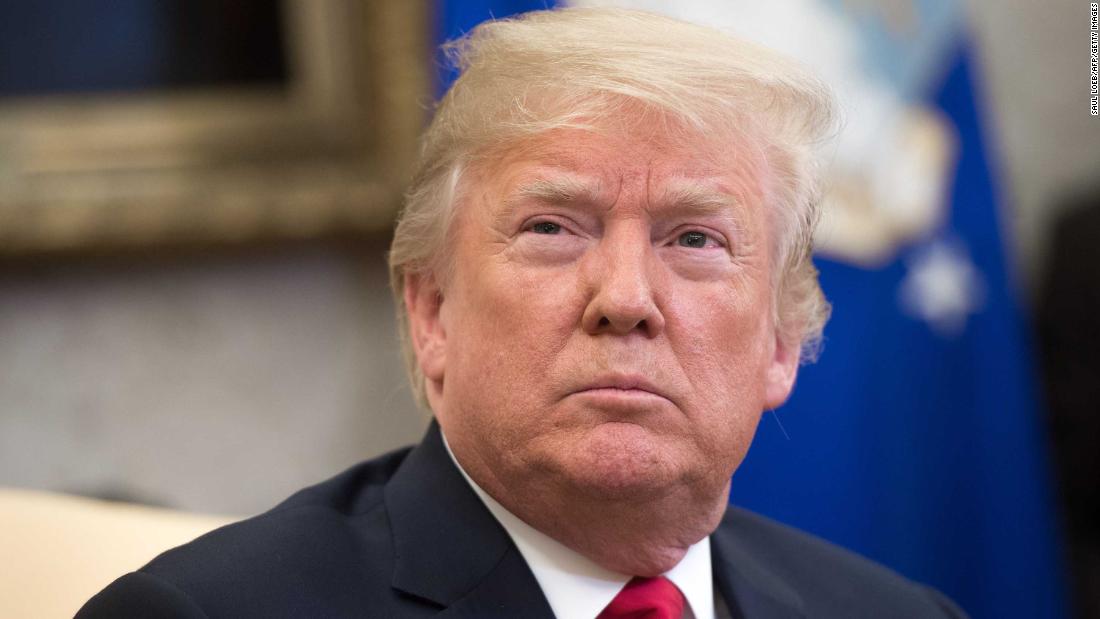 Tổng thống Mỹ Trump cảnh báo “sụp đổ” nếu ông bị luận tội - 1