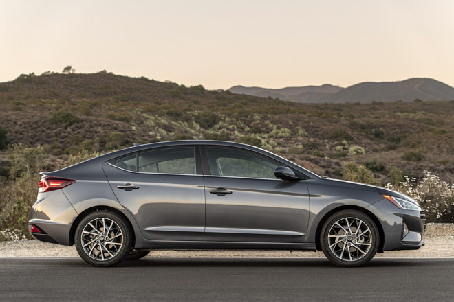 Hyundai Elantra 2019 chính thức ra mắt với thiết kế hoàn toàn mới - 7