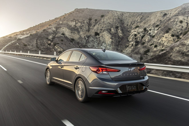 Hyundai Elantra 2019 chính thức ra mắt với thiết kế hoàn toàn mới - 8