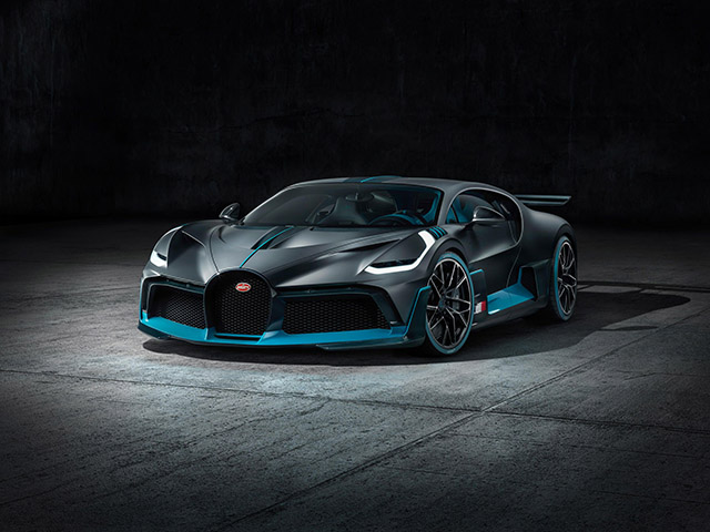 Bugatti Divo chính thức ra mắt: Giới hạn 40 chiếc và giá 5,8 triệu đô