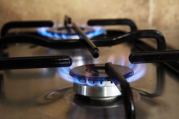 Làm gì khi bị ngộ độc khí gas? - 1