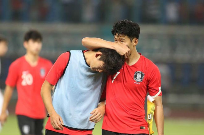 Son Heung Min &#34;yếu tim&#34; né 11m, U23 Hàn Quốc bật khóc đợi U23 Việt Nam - 11