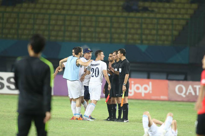 Son Heung Min &#34;yếu tim&#34; né 11m, U23 Hàn Quốc bật khóc đợi U23 Việt Nam - 5