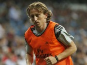 Bóng đá - Tin HOT bóng đá tối 27/8: Modric 3 trận liên tiếp ngồi dự bị