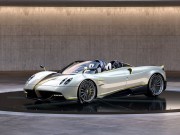 Tin tức ô tô - Pagani ra mắt Huayra Roadster phiên bản chim ưng Gyrfalcon