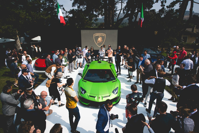 Lamborghini sẽ chỉ sản xuất 963 chiếc - trong đó có 63 chiếc thuộc phiên bản đặc biệt SVJ 63. Con số này gợi nhớ đến ngày thành lập của Lamborghini (ông Ferruccio thành lập hãng vào năm 1963)
