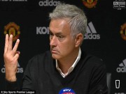 Bóng đá - MU thảm bại: Mourinho gây chiến với báo chí, lấy CĐV làm lá chắn