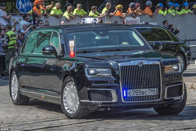 &#34;Siêu limousine chống đạn&#34; của Tổng thống Putin sắp có phiên bản &#34;dân thường&#34; - 7