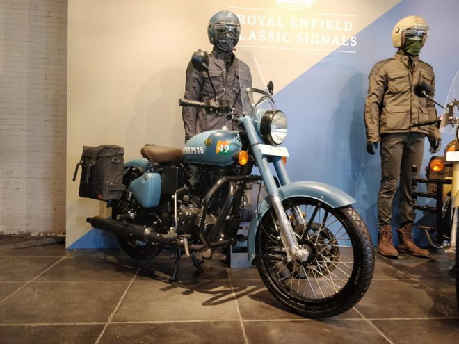 Royal Enfield ra mắt bản đặc biệt dành cho quân đội, quá &#34;chất&#34; - 2