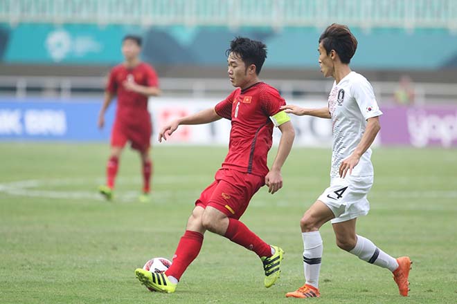 U23 Việt Nam đấu UAE: Xuân Trường gặp khó, cờ đến tay Minh Vương - 1