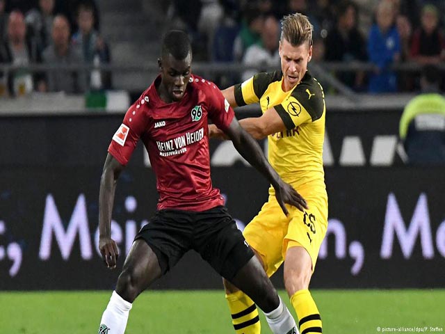 Hannover - Dortmund: Đôi công nghẹt thở, đánh chiếm ngôi đầu