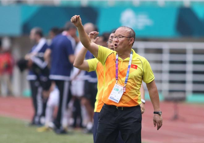 U23 Việt Nam sút penalty cân não, HLV Park Hang Seo không dám xem - 8