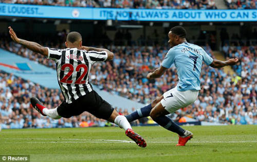 Chi tiết Man City - Newcastle: Aguero quá cá nhân, chủ nhà hụt bàn thắng (KT) - 3