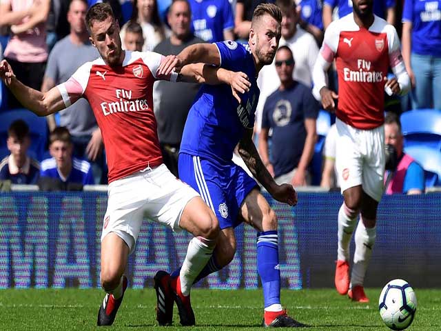 Video, kết quả bóng đá Cardiff - Arsenal: Siêu phẩm định đoạt, đại tiệc 5 bàn