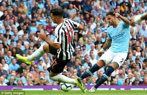 Chi tiết Man City - Newcastle: Aguero quá cá nhân, chủ nhà hụt bàn thắng (KT) - 6