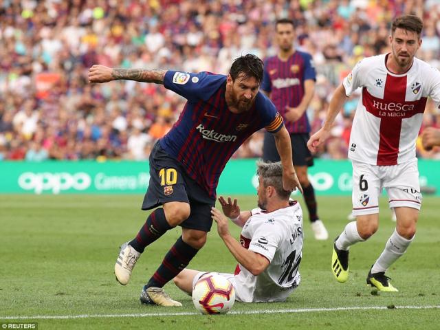 Barcelona - Huesca: Khởi đầu bất ngờ, 10 bàn thắng khó tin