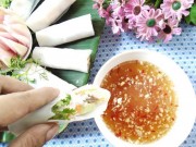 Ẩm thực - Phở cuốn thập cẩm nhanh gọn, ngon miệng