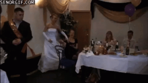 Những cô dâu thích &#34;gây cười&#34; trong ngày cưới - 1