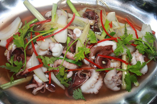 Học lỏm cách chế biến hải sản cực ngon mà đơn giản của dân biển Quảng Ninh! - 1