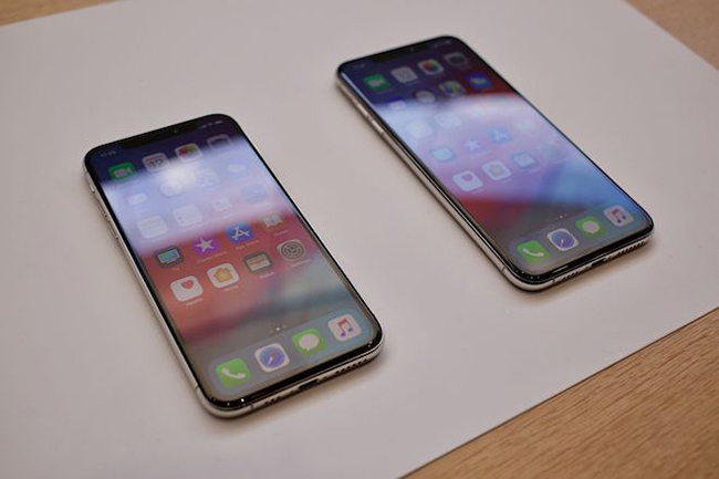 Apple vừa chính thức trình làng sản phẩm iPhone Xs và phiên bản có màn hình lớn hơn là iPhone Xs Max.