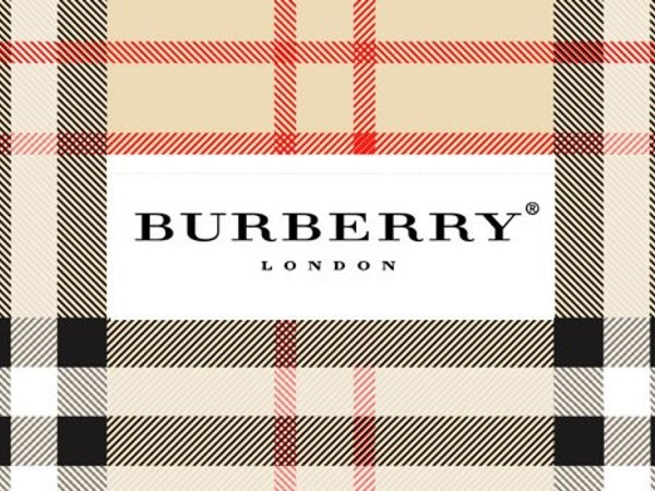 Burberry bất ngờ thay logo kẻ sau 2 thập kỷ - 1