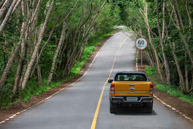 Ford Ranger 2019 ra mắt thị trường Việt Nam, giá đề xuất từ 630 triệu đồng - 10